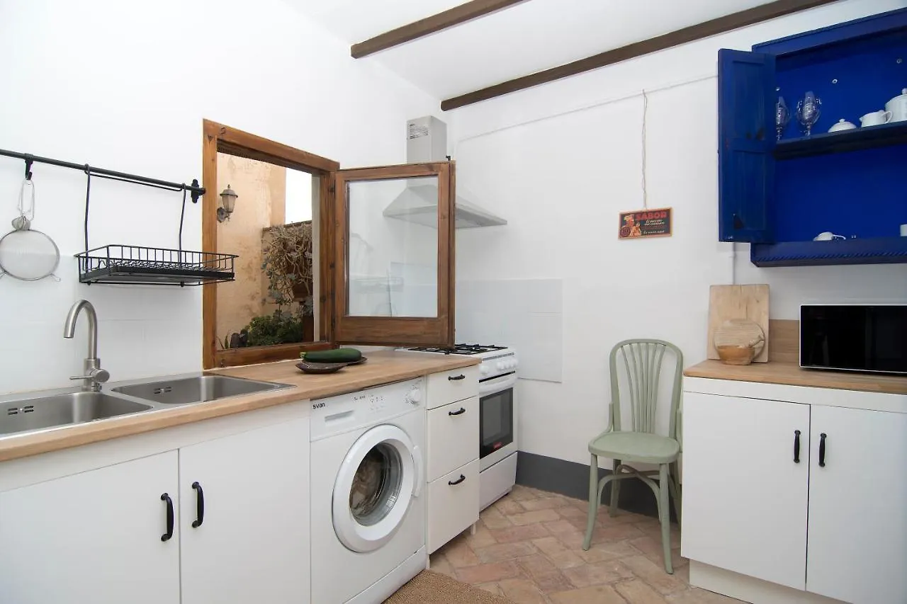 Cal Porrera: Lo Mollo Apartment 0*, Porrera Spain